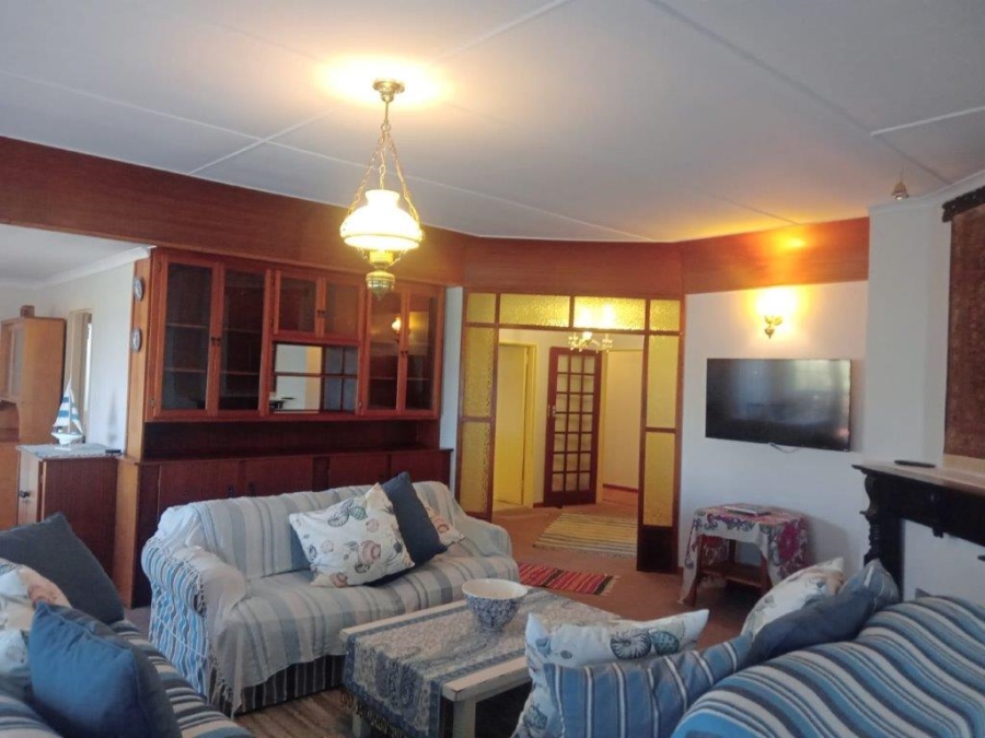 4 Bedroom Property for Sale in Paradise Beach Eastern Cape